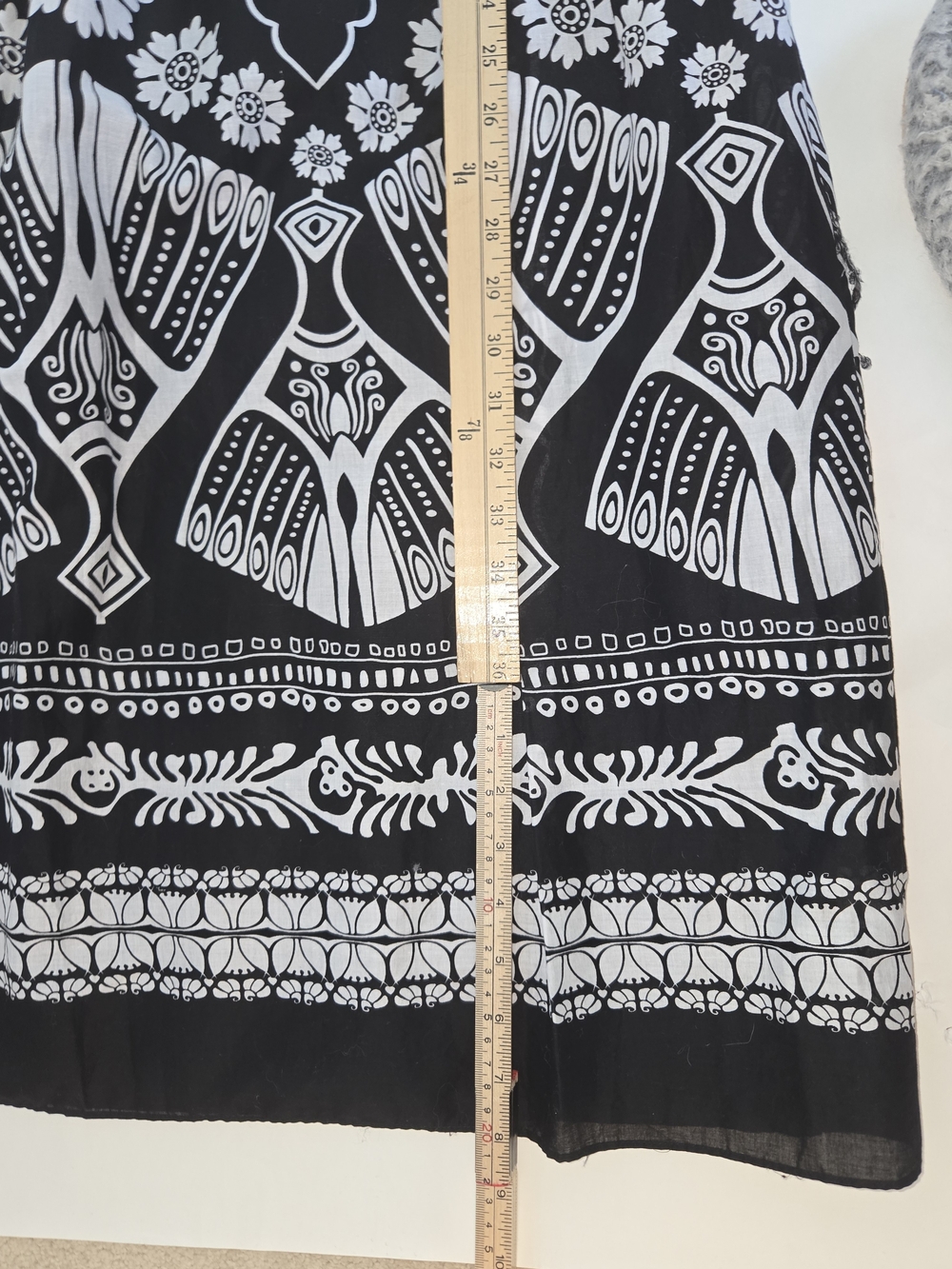 NWT Robbie Bee Black and White Patterned Pretty V-Neck Tribal Midi Dress Size 12 - Picture 11 of 12